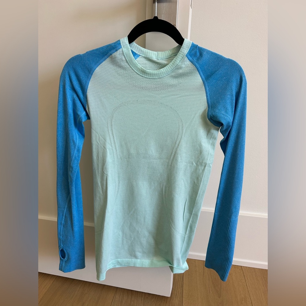 Lululemon Swifty Tech Sz 4